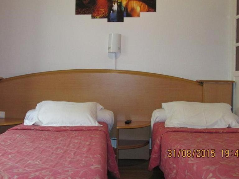 Pictav Hotel Poitiers Zimmer foto